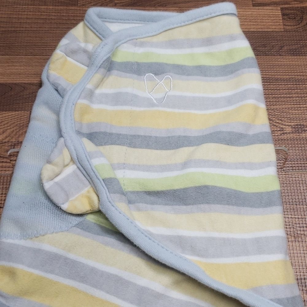 SwaddleMe Wrap size Small / new born - Picture 3 of 6